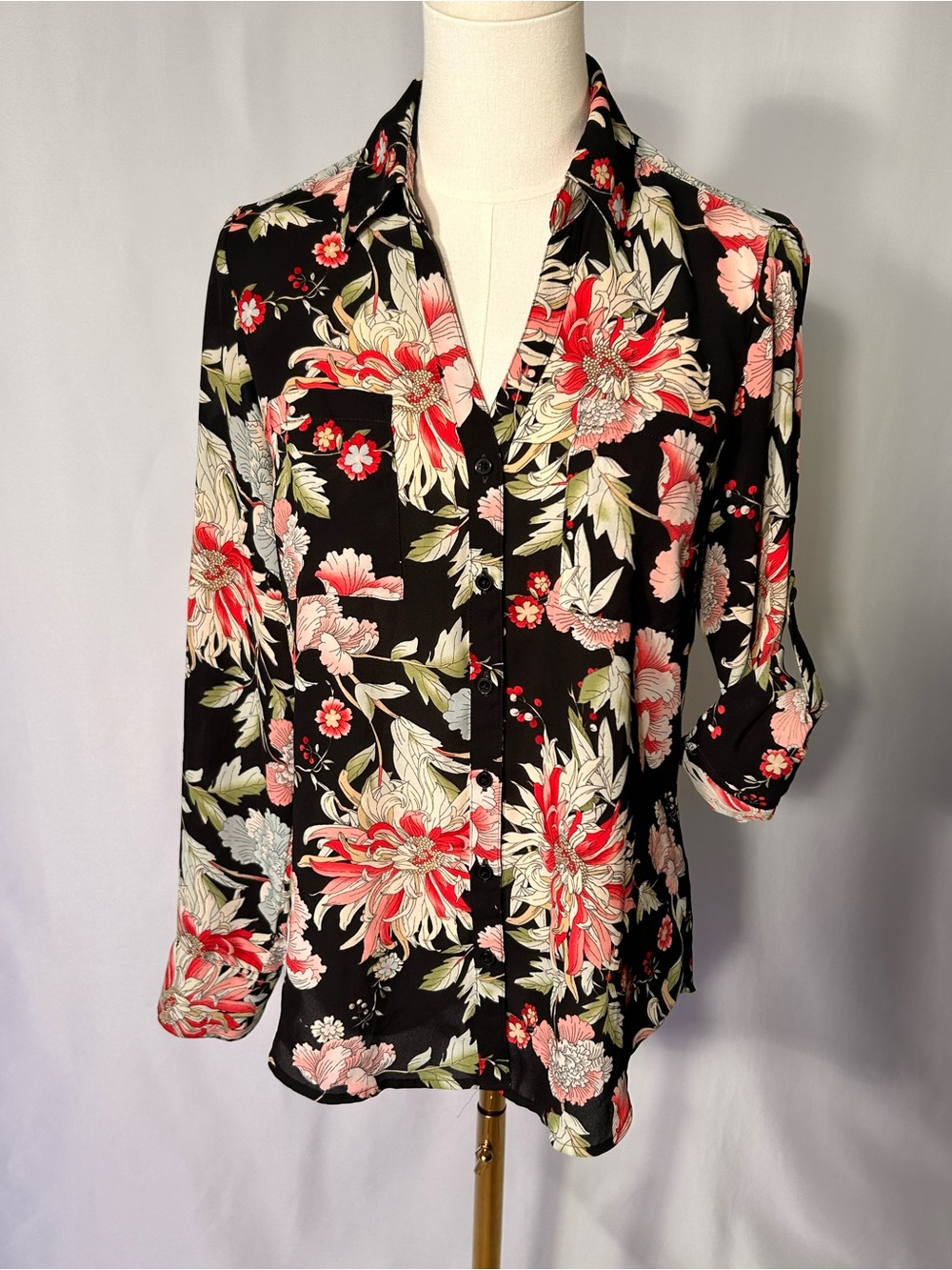 Express Portofino Black Slim Fit Floral Shirt Size S Boho Whimsigoth Office Chic